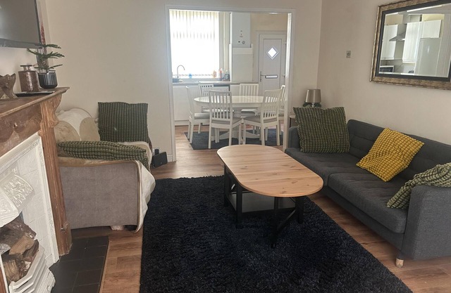 Manchester, Levenshulme, Entire house, Sleeps 7Max