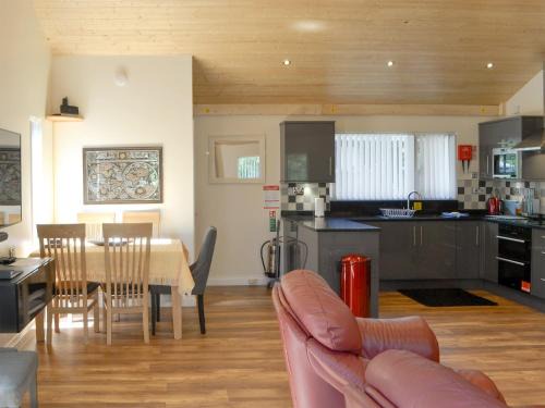 Maple Lodge