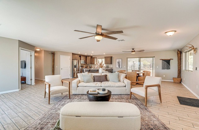 Marana Desert Getaway w/Tortolita Mountain Views