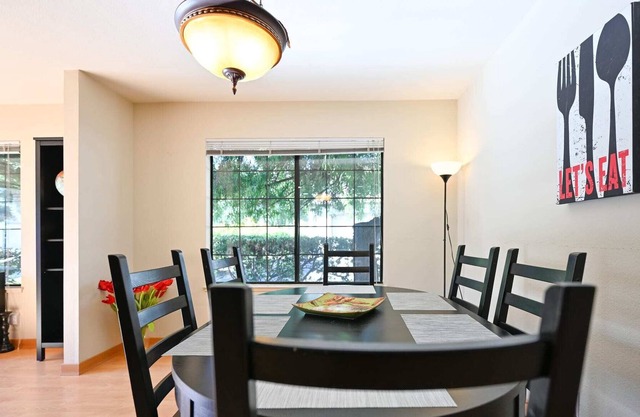 @ Marbella Lane - Contemporary 2BR Home in SJ