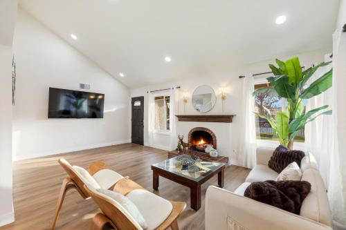 #Marbella Lane - Cozy Gem Near Nature Trails