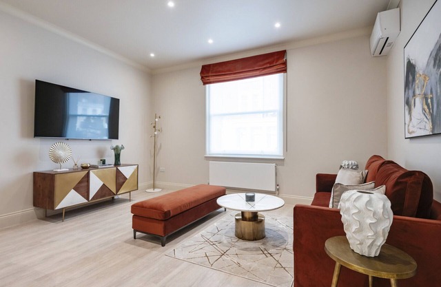 Marble Arch Suite 1-Hosted by Sweetstay