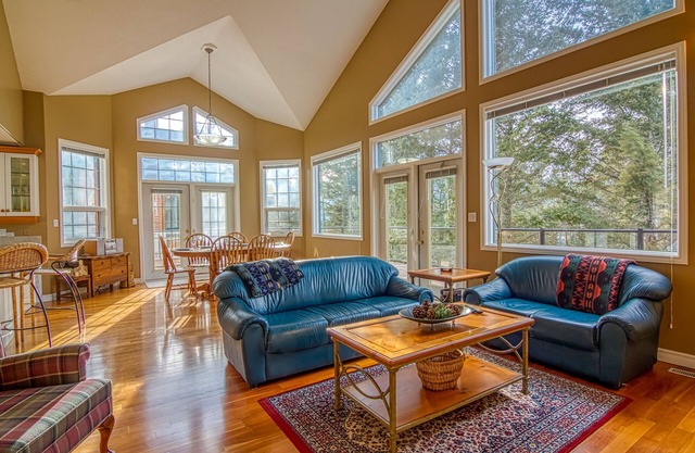 Marble Canyon 4 bedroom townhome: Unit 402P2 with golf course view