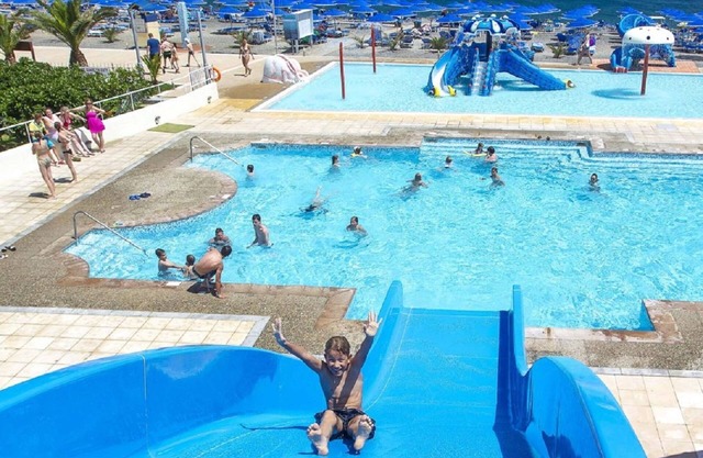 Mare Blue Hotel