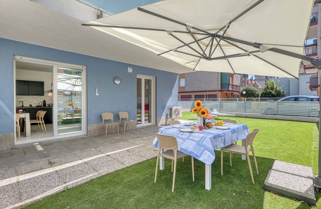 Marina Resort - Pool And Parking LUX, Borghetto Santo Spirito, Italy