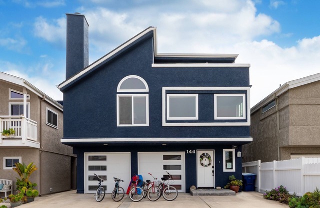 Mark's @ Silverstrand Beach House - 3 Story Vacation Home.