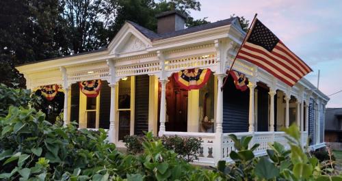 Market Street House by Stay Local Nashville