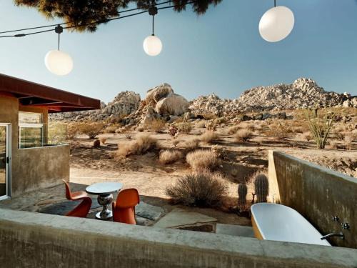 Marmol Radziner's Modernist Cabin - Joshua Tree