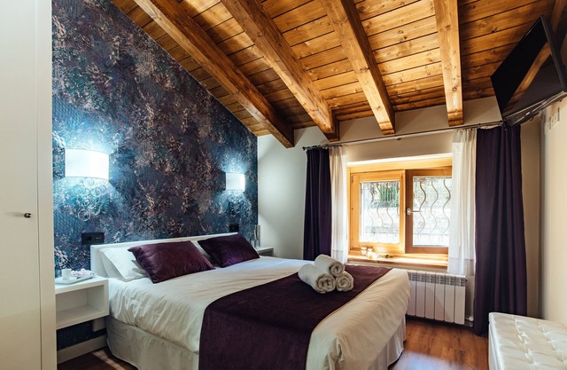 Marriage room in Hotel Rural Pinares de Soria (2Px)
