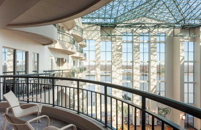 Marriott Savannah Riverfront