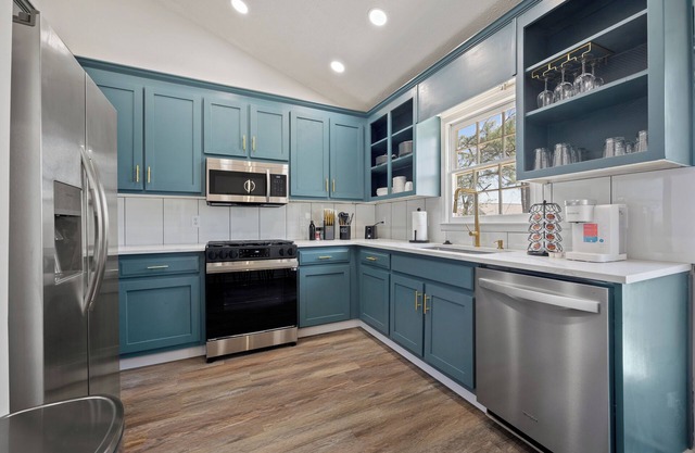 Marvelous 3-bedroom house minutes to East Cobb Sports Complex