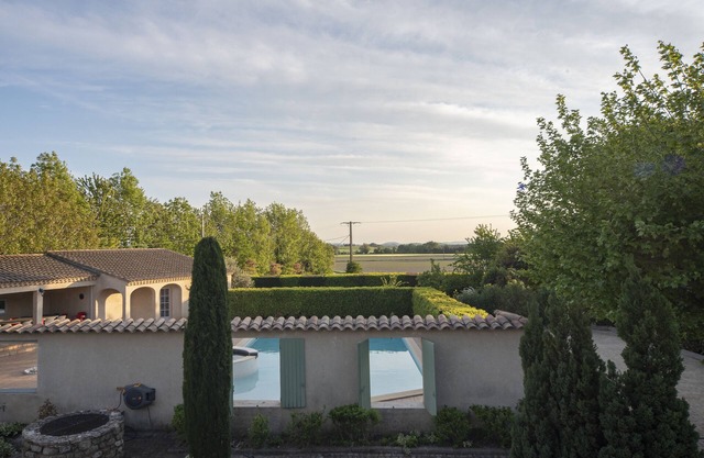 Mas d'Andran "L'appartement" - Gîte 2 chambres - Meublé 4 * - Piscine&Pétanques