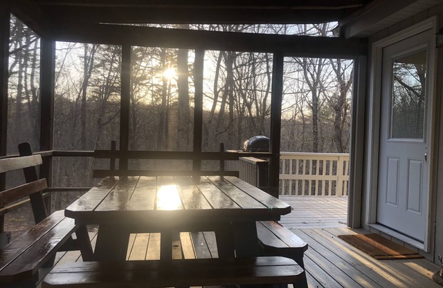 Masthope-Cozy Home-TONS OF AMENITIES-DOG FRIENDLY