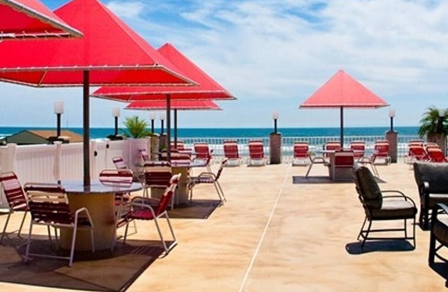 Matador Oceanfront Resort