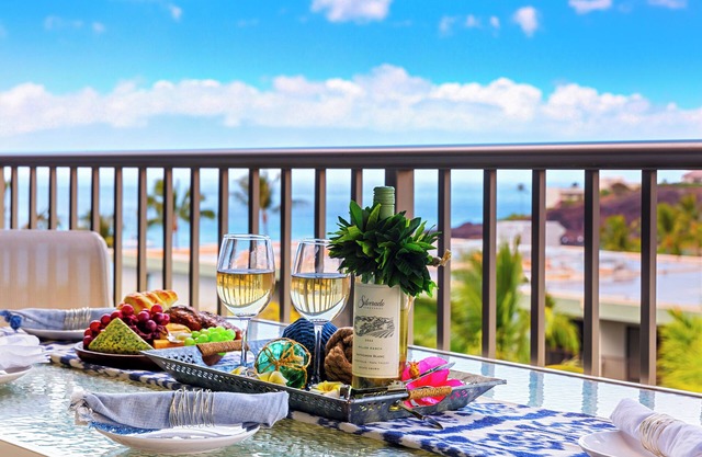 Maui Ocean Front 1bd/2ba Condo at The Whaler on Ka'anapali Beach - Sleeps 5