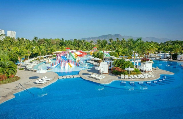 Mayan Palace, 2 BR Master Suite @ the Vidanta Resort, Acapulco