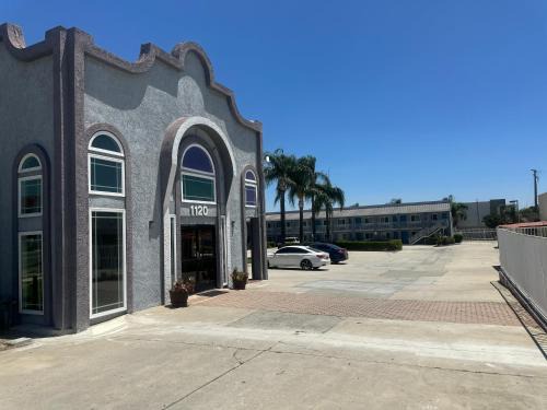 Mayfair Inn Onratio Airport