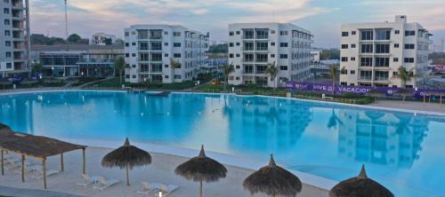 Mazablue depa en laguna con playas artificiales