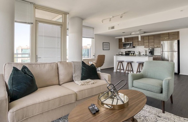 Mc Lean 2BR with Amenities and Concierge