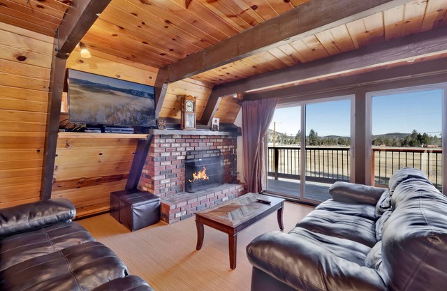 Meadow View Chalet- Ultra Serene Shay Meadow Location