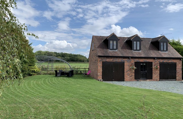 Meadow View @ Glebe Barn