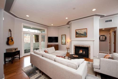 Mears House Unit 1A