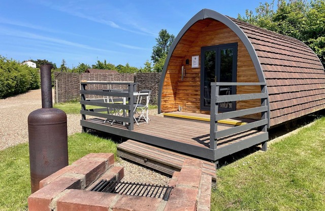 MegaPod 2 at Lee Wick Farm Glamping