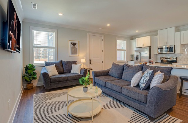 Melrose Duet - Rooftop Patio - 5 Mins to Broadway