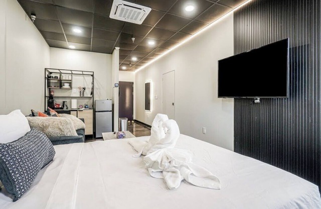 Melwood Suites Unit 104 Studio