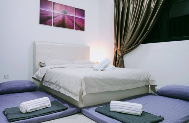 Meridin Medini home FREE WIFI 3 mins to Legoland