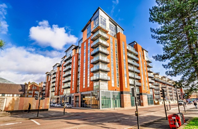 Metropole Apartment - Parking available
