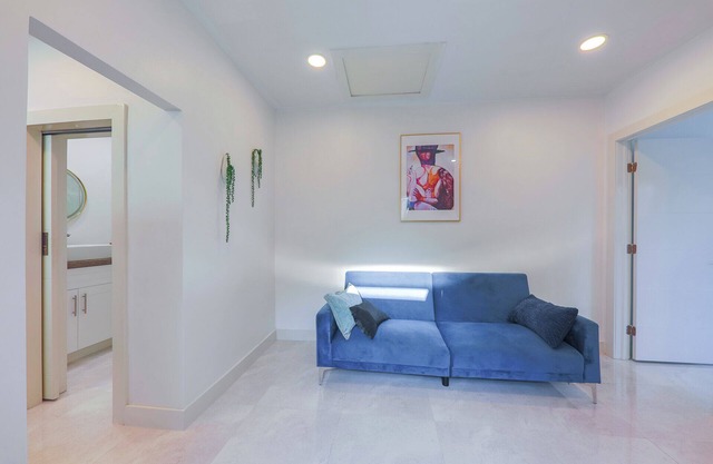Miami Chic studio 1bed/1bathWiFi+AC in close to downtown/airport/wynwood