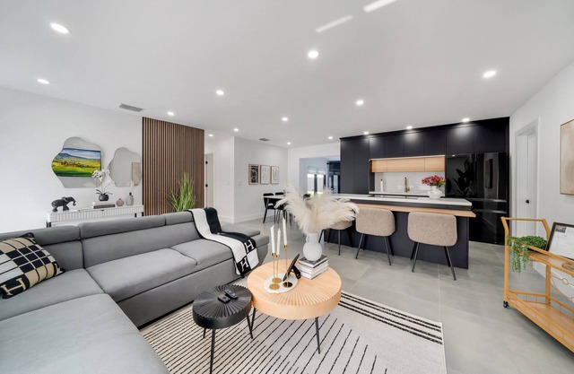 Miami gem in great location. Experience luxury living as soon as you walk on