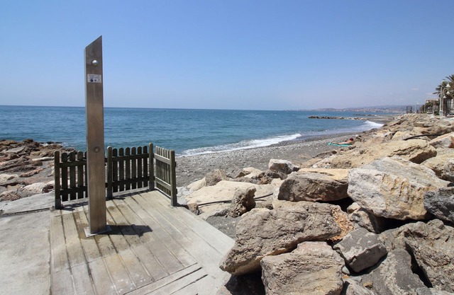 Microclimate, Costa del Sol, Mezquitilla de Algarrobo, 100m from the sea, coves