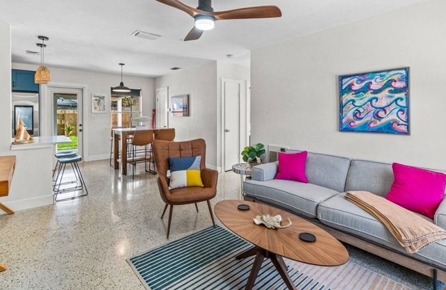 ￼Mid Century Modern Intracoastal Beach House