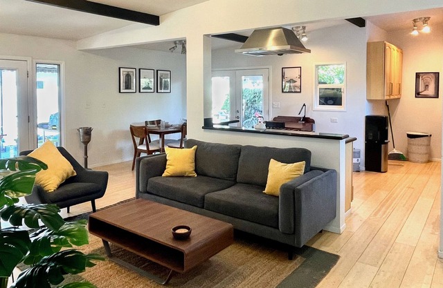 Midcentury Modern Marvel