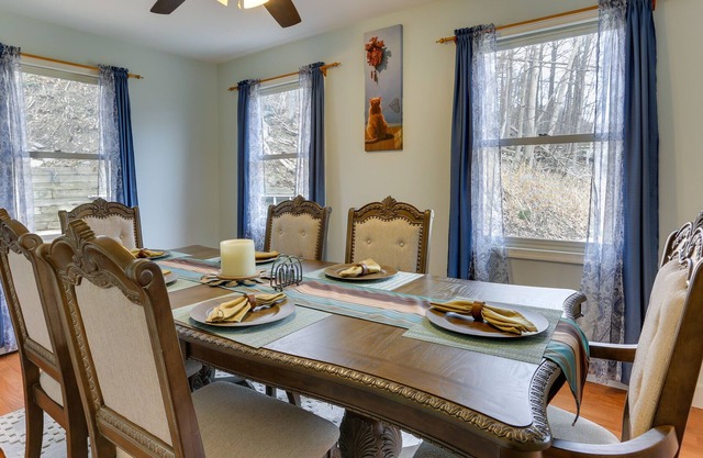 Middletown Rental w/ Spacious Back Deck!