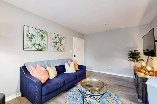 Midtown Apartment