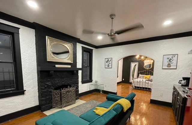 Midtown Vintage Charm