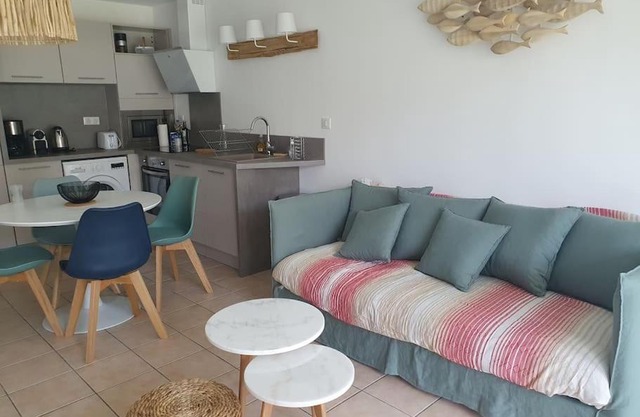 Mignon appartement en résidence avec piscine