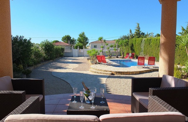 Mila 3 bedrooms, air-con, free wifi