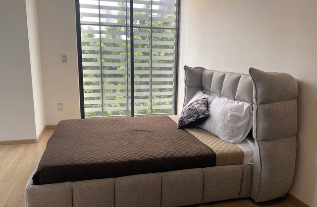 Minimalist hub 3 Bedroom/Daily Clean