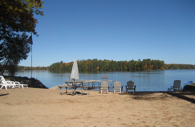 Minocqua 2br Lake Home, Beach, & Boat Harbor