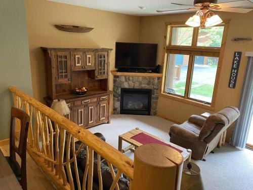 Minocqua Lake Condo B7