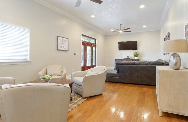 Minutes away from French Quarter! GREATER NOLA 3BD HOME