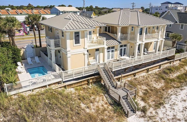Miramar Beach 225 - Five Bedroom Villa, Sleeps 14
