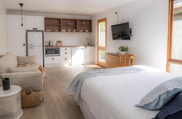 Miramar Studio, Narrawallee