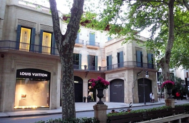 Missoni House Luxurious apartment in the heart of Palma, Wifi, and A / C, heat, SKY