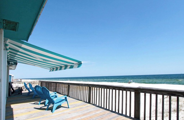 Mitts-issippi - Charming 4br/2ba Gulf Front Home, Sleeps 10