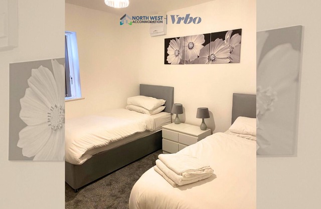 Modern 1 Bedroom Flat in St Helens – Ideal for Relocation or Work Trips